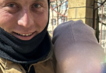 В Одесі 2-річна дитина впала у відкритий люк, — ФОТО