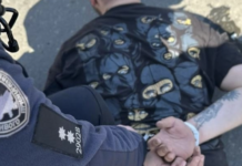 Стрілянина серед «білого дня»: в Одесі затримали чоловіка з гранатою, — ФОТО