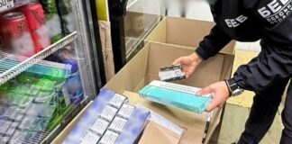В Одесі викрили тютюнову схему на мільйони: понад 24 тисячі пачок сигарет і 3,3 млн грн «відмитих» коштів, — ФОТО, ВІДЕО