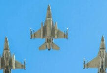 Польша подняла в воздух истребители из-за массированной атаки РФ на Украину