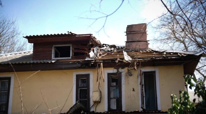 Центр Черноморска подвергся дроновой атаке рф — показали последствия