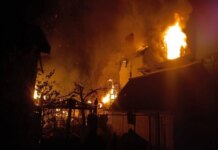 В Одесской области попадание БПЛА в многоэтажку, под завалами могут быть люди — ОВА