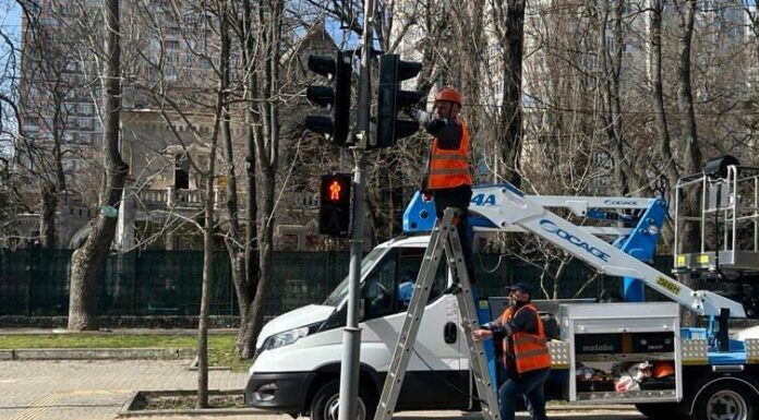 В Одесі тривають роботи з підвищення безпеки дорожнього руху, — ФОТО
