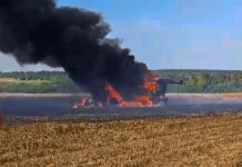 российские войска уничтожили комбайн во время полевых работ в Сумской области — ОВА
