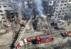 В двух районах Киева до сих пор продолжается спасательная операция после атаки рф, под завалами могут находиться люди — ГСЧС