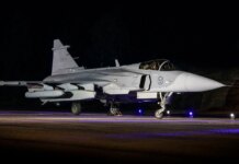 Украина договорилась о покупке до 20 истребителей Gripen и должна получить 16 в качестве помощи от Швеции
