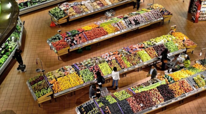 Цены на продукты резко вырастут до конца года: экономист назвал главную причину