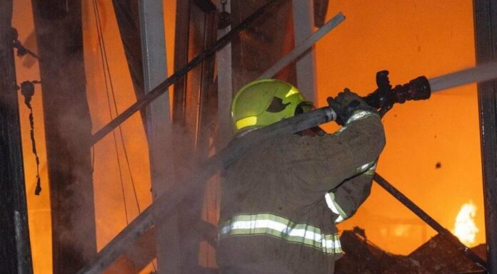 В Одесі вночі горів ресторан: вогонь охопив 200 квадратних метрів