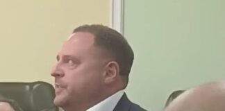 Єрмак після рішення суду: Я залишаюся в Україні, за можливості буду допомагати військовим