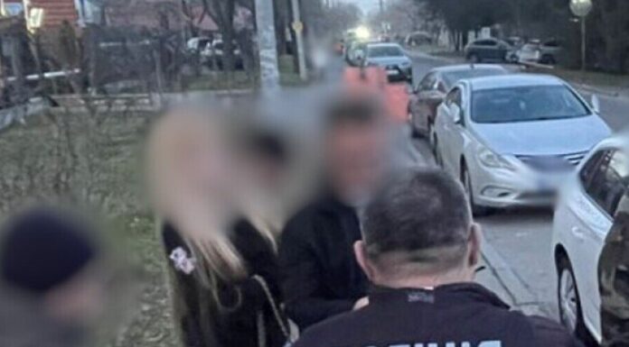 Закрити «хвости» за гроші: в Одесі судитимуть працівницю коледжу