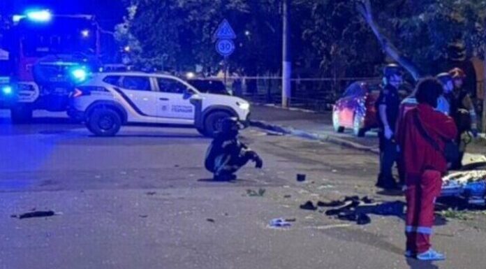 В Одесі вибухнув автомобіль: постраждали двоє людей