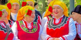 Кукери, хоро та весільні обряди: в Одесі пройшов болгарський фестиваль
