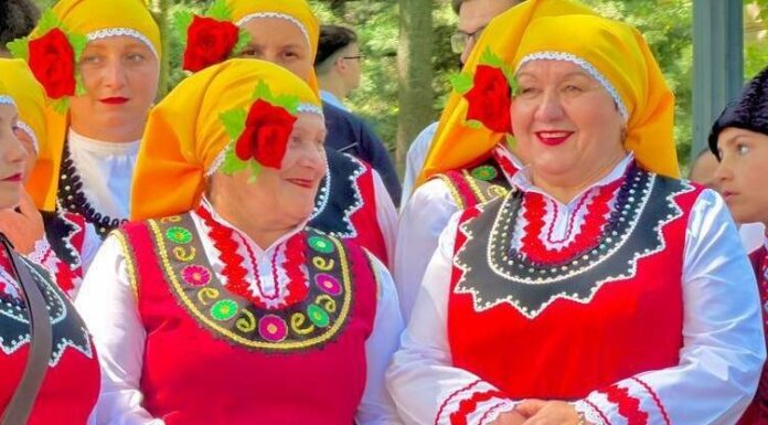 Кукери, хоро та весільні обряди: в Одесі пройшов болгарський фестиваль