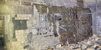 Майже 100 вибитих вікон: Одеса оговтується після вечірньої атаки РФ