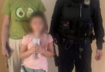 Патрульні допомогли 6-річній дівчинці, яка заблукала в Одесі