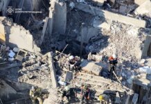 Число жертв ночной атаки рф на Днепр возросло до 15 человек, под завалами нашли еще три тела