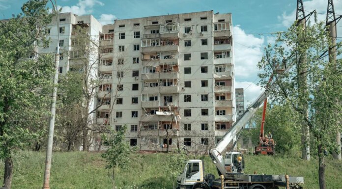 Более 2500 сообщений о поврежденном жилье поступило через "Дію" за день 2 июня — Кулеба
