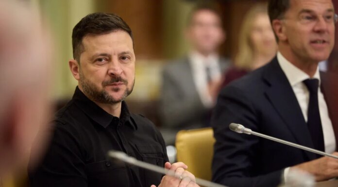 россия способна ежемесячно производить около 120 баллистических ракет — Зеленский