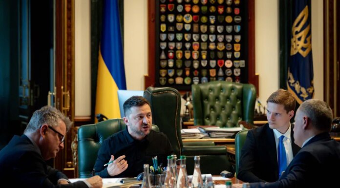 Зеленский и Стармер обсудили подготовку к встречам и переговорам по оружию и дипломатии