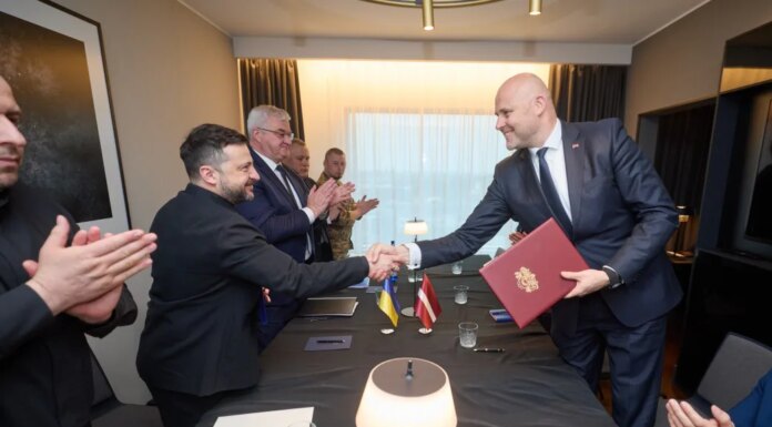 Зеленский и премьер Латвии подписали Drone Deal