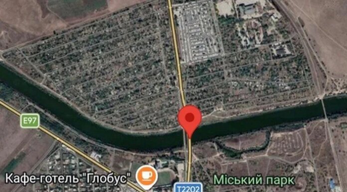 В Крыму сообщают о повреждении двух мостов после ночной атаки