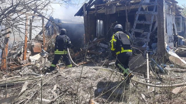 Окупанти влучили ракетою у приватний сектор Одеської області, двоє цивільних зазнали поранень – ОВА