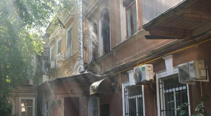 Хотів приготувати їжу: в Одесі через людську недбалість сталася пожежа