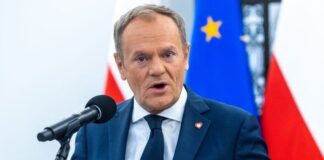 Туск звернувся до президентів Польщі й України з проханням про пряму і щиру розмову