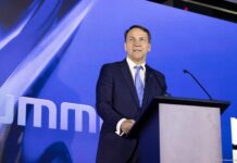 Сікорський очікує, що Україна «виправить помилку» з присвоєнням підрозділу ЗСУ імені Героїв УПА