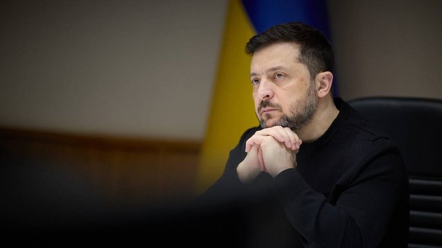 Зеленський прибув у Велику Британію для переговорів з лідерами європейської трійки