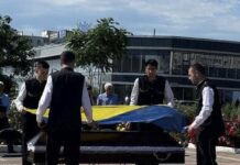Одещина попрощалася з військовим Олександром Грибенчуком, який загинув на Донеччині, — ФОТО