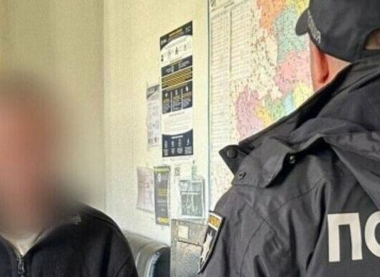 Ударив ножем через ревнощі: жителю Одещини дали п’ять років за тяжке поранення співмешканки