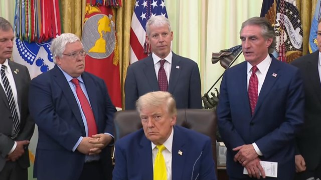 Трамп прокоментував ініціативу Зеленського щодо можливої зустрічі з Путіним: думаю, було б чудово, якби вони зустрілися