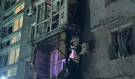 Нічна атака на Одесу: дрони влучили у багатоповерхівку, є постраждалі