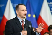 Сикорский призвал обсудить возможность сбития российских ракет над Украиной