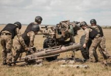 За сутки российская армия потеряла около 1310 военнослужащих и десятки единиц техники