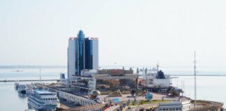 Атаки на порти загрожують українському експорту: Корецький провів термінову нараду