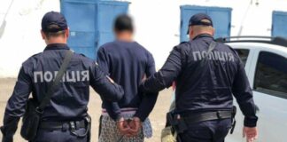 Підсів випити, а потім дістав викрутку: на Одещині судитимуть 20-річного нападника