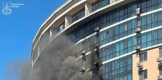 Вибухи в Одесі: дрон влучив у житловий будинок, є постраждалі – ОНОВЛЮЄТЬСЯ
