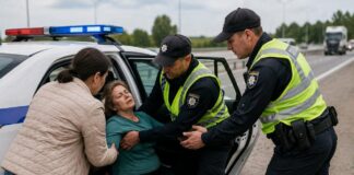Рахунок йшов на хвилини: на Одещині патрульні врятували жінку, якій раптово стало зле