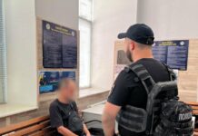 Ніж у груди після невдалого жарту: чим закінчилася сутичка в одеському супермаркеті