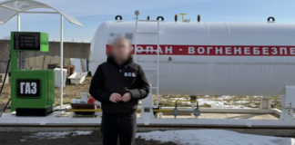 Підписував документи за $300: на Одещині судитимуть «підставного» керівника паливної компанії