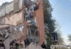 Четверо дітей загинули через удар рф по багатоповерхівці у Прилуках, кількість жертв продовжує зростати